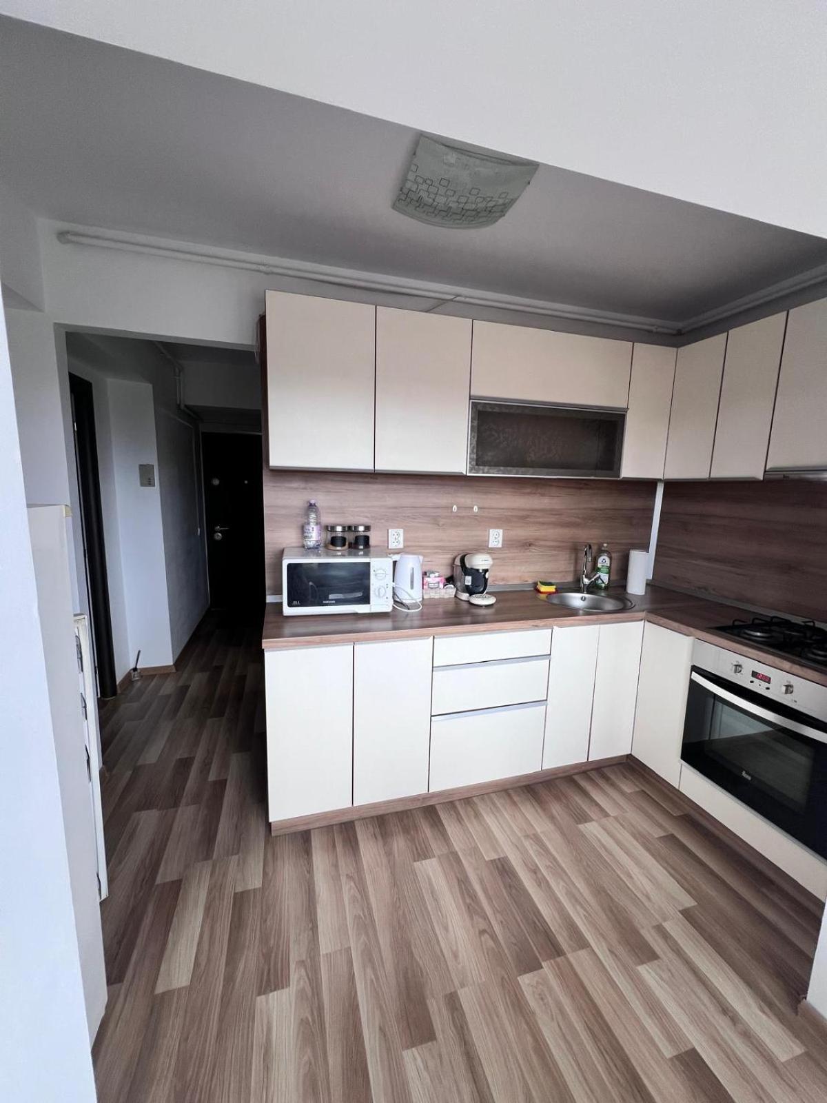 Chindia Apartament Targoviste Exterior foto